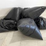 Exposición Leviathan, Instalación Arte Efímero con bolsas de basura infladas (Ephemeral Art Installation with inflated garbage bags) VISTA-3