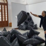 Exposición Leviathan, Instalación Arte Efímero con bolsas de basura infladas (Ephemeral Art Installation with inflated garbage bags) VISTA-0